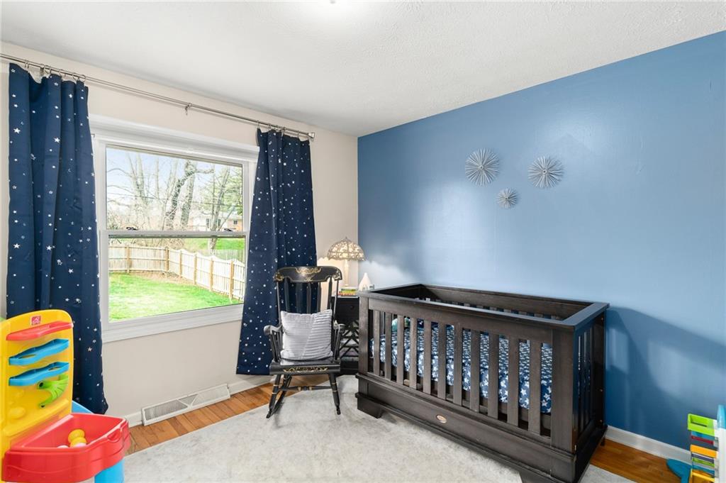 6006 Andover Road Indianapolis, IN 46220 - Photo 10 of 23