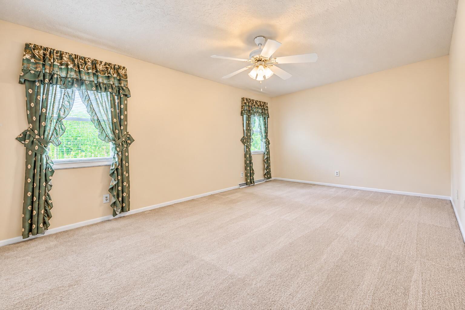 2807 Rensselaer Street Springfield, OH 45503 - Photo 28 of 49 The primary Suite is large in size and well lit.