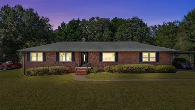 $299,900 | 104 Pine Tree Lane, Anderson, SC 29625