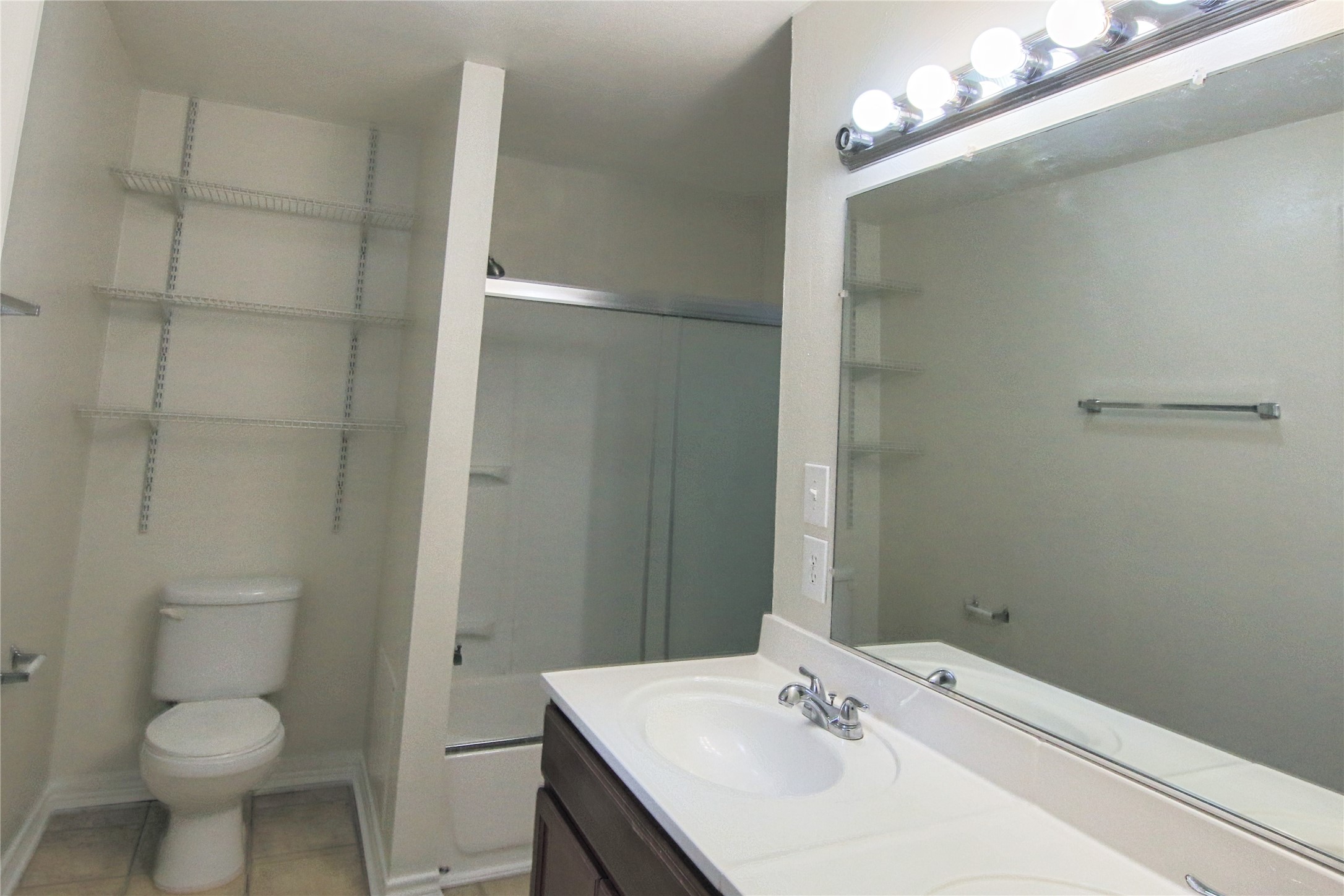 15114 Firetower Road Conroe, TX 77306 - Photo 6 of 17 Gallery Image 6