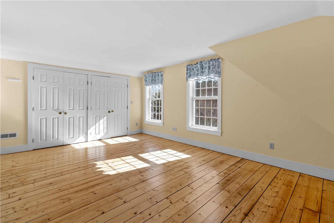 377 Stone Church Road Tiverton, RI 02878 - Photo 29 of 48