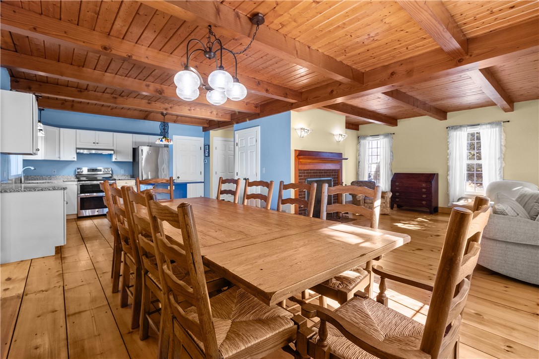 377 Stone Church Road Tiverton, RI 02878 - Photo 39 of 48