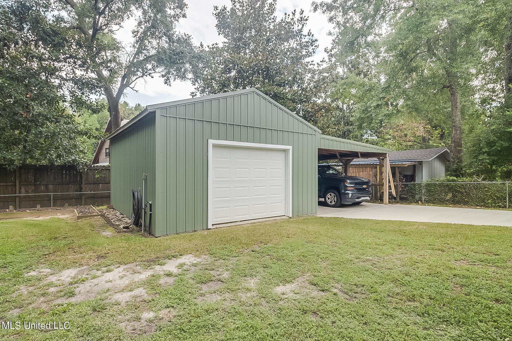 13813 Mesa Road Ocean Springs, MS 39564 - Photo 26 of 34 IMG_9763