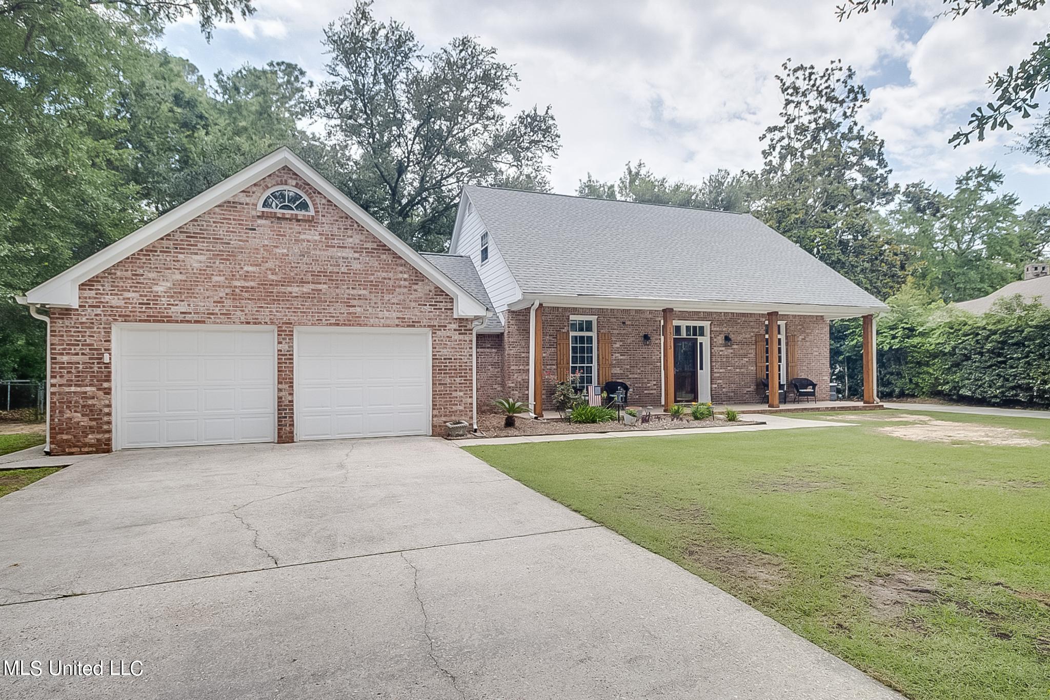 13813 Mesa Road Ocean Springs, MS 39564 - Photo 33 of 34 IMG_9760