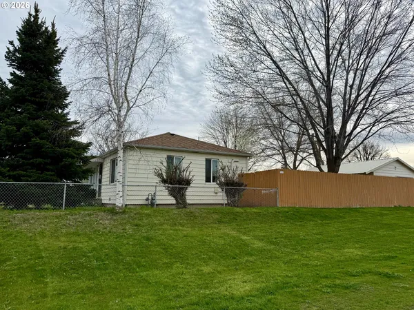 $244,000 | 611 Southwest Birch Street, Pilot Rock, OR 97868