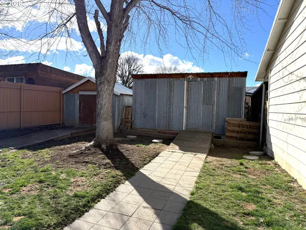 $244,000 | 611 Southwest Birch Street, Pilot Rock, OR 97868