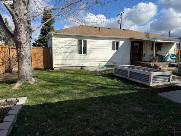 $244,000 | 611 Southwest Birch Street, Pilot Rock, OR 97868