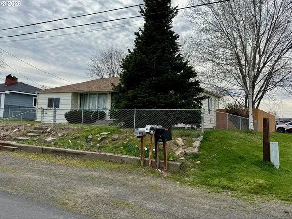 $244,000 | 611 Southwest Birch Street, Pilot Rock, OR 97868