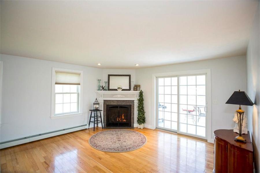 10 Old Hollis Road Biddeford, ME 04005 - Photo 10 of 24 living room 3