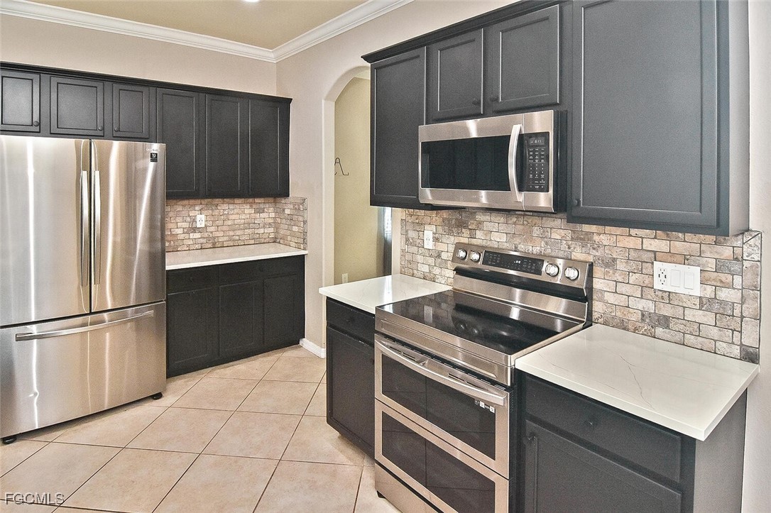 2738 Via Piazza Loop Fort Myers, FL 33905 - Photo 6 of 50