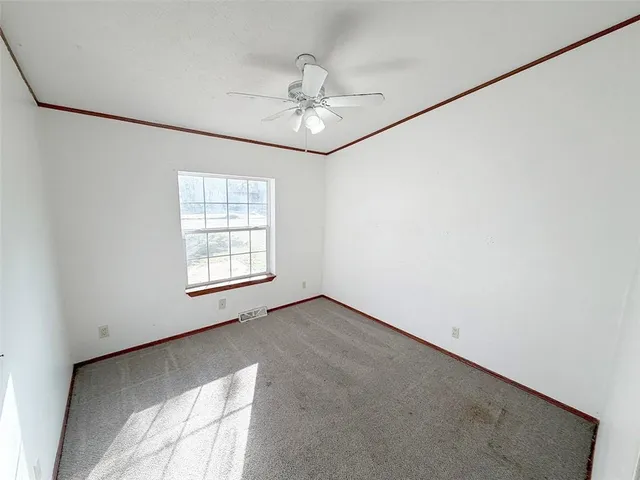 $189,900 | 410 Park Avenue, Buckner, MO 64016