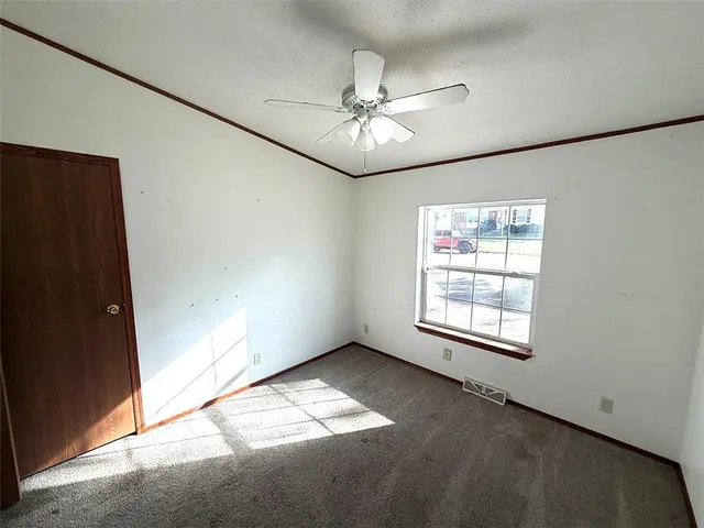 $189,900 | 410 Park Avenue, Buckner, MO 64016