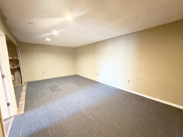 $189,900 | 410 Park Avenue, Buckner, MO 64016