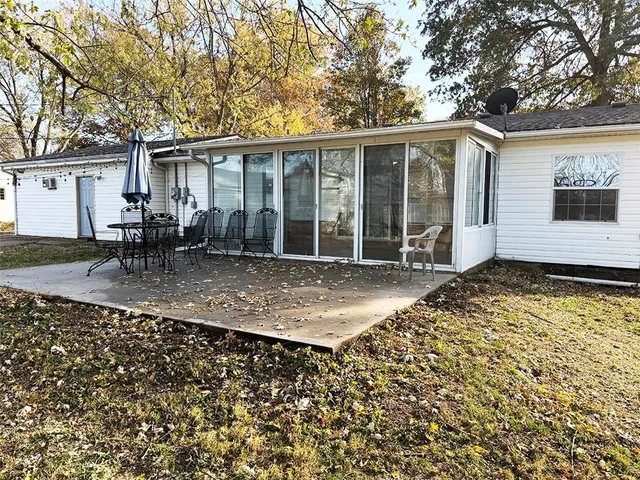$189,900 | 410 Park Avenue, Buckner, MO 64016