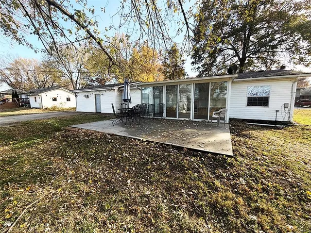 $189,900 | 410 Park Avenue, Buckner, MO 64016