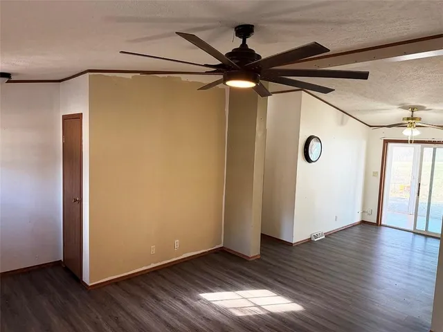 $189,900 | 410 Park Avenue, Buckner, MO 64016