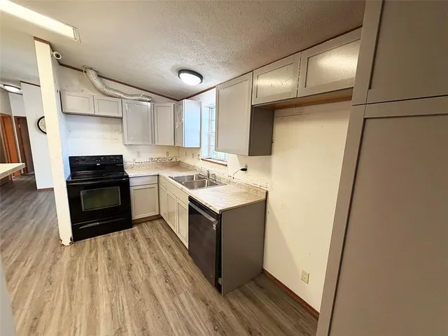 $189,900 | 410 Park Avenue, Buckner, MO 64016