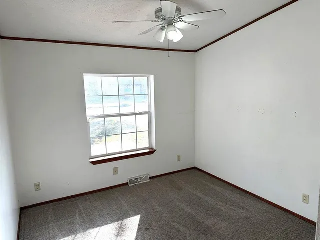 $189,900 | 410 Park Avenue, Buckner, MO 64016