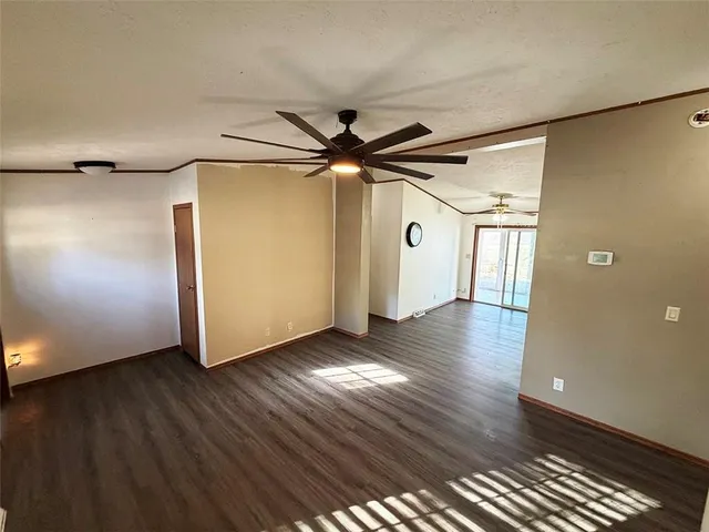 $189,900 | 410 Park Avenue, Buckner, MO 64016