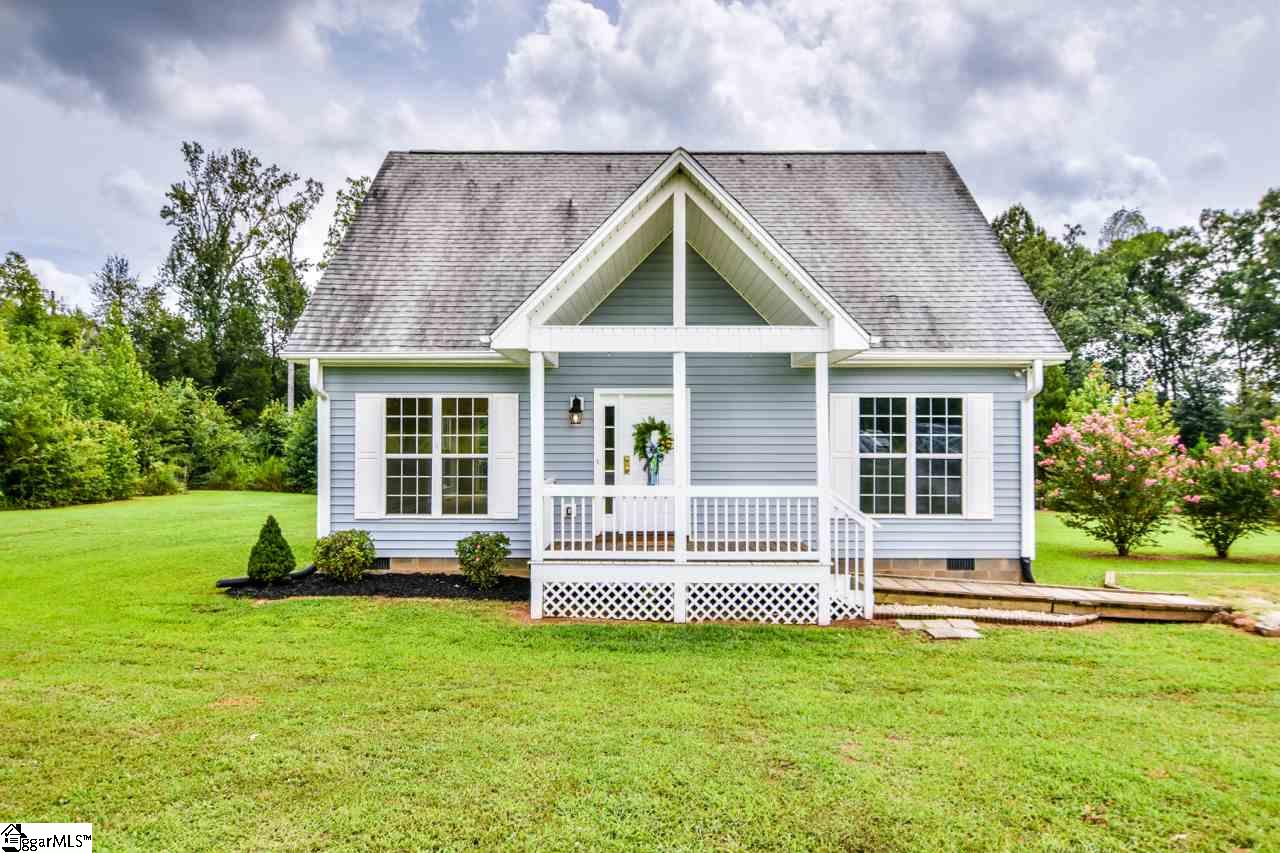 2664 Bolt Road Gray Court, SC 29645 - Photo 1 of 25