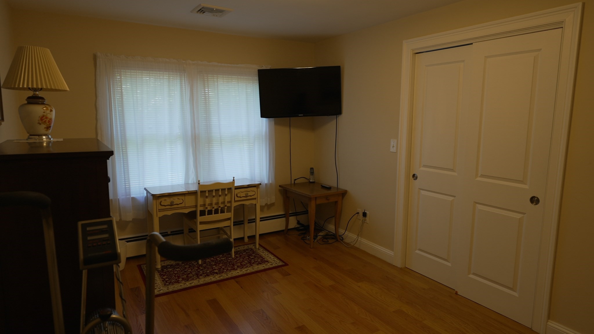 23 Laurine Road Saugus, MA 01906 - Photo 7 of 36 Gallery Image 7