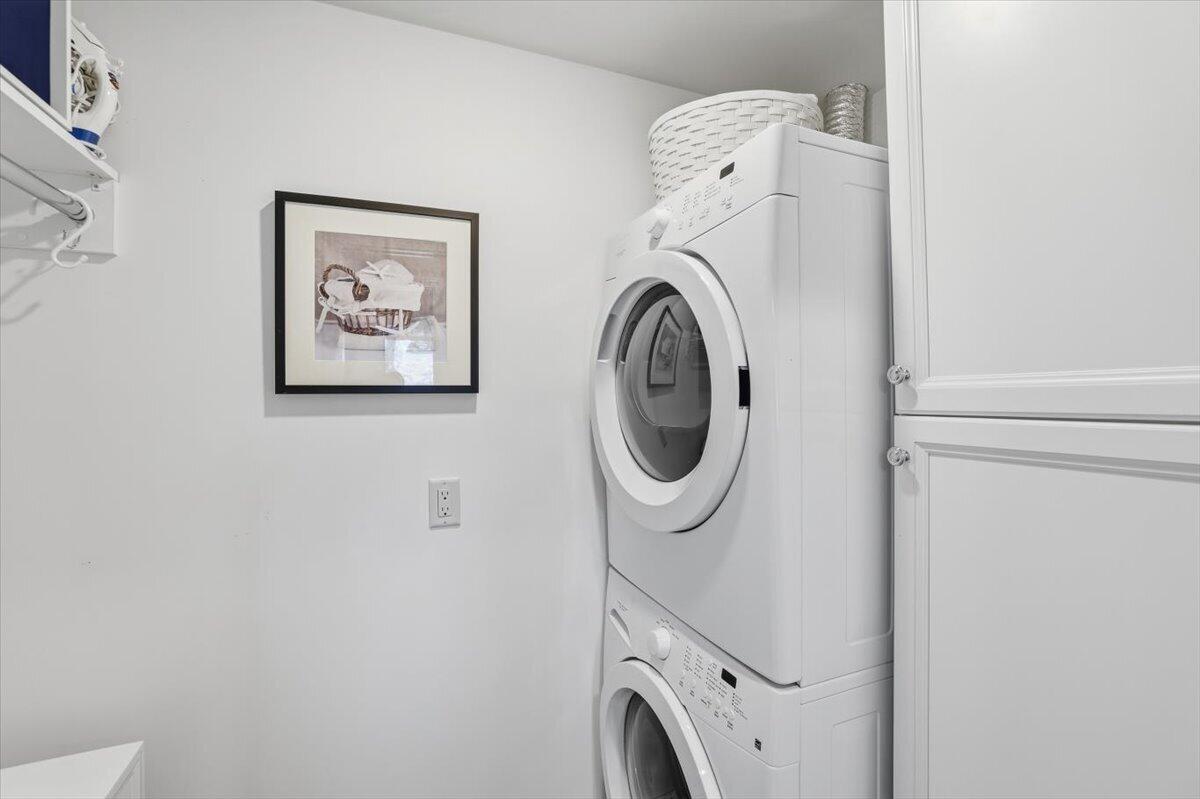 60 Harbor Hill Road Chatham, MA 02633 - Photo 18 of 47 a utility room with dryer and washer