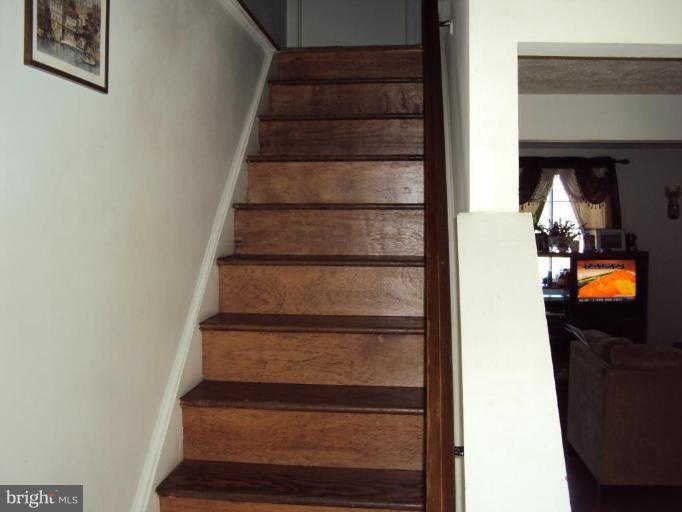 2829 Shepperton Terrace Silver Spring, MD 20904 - Photo 6 of 16 Staircase