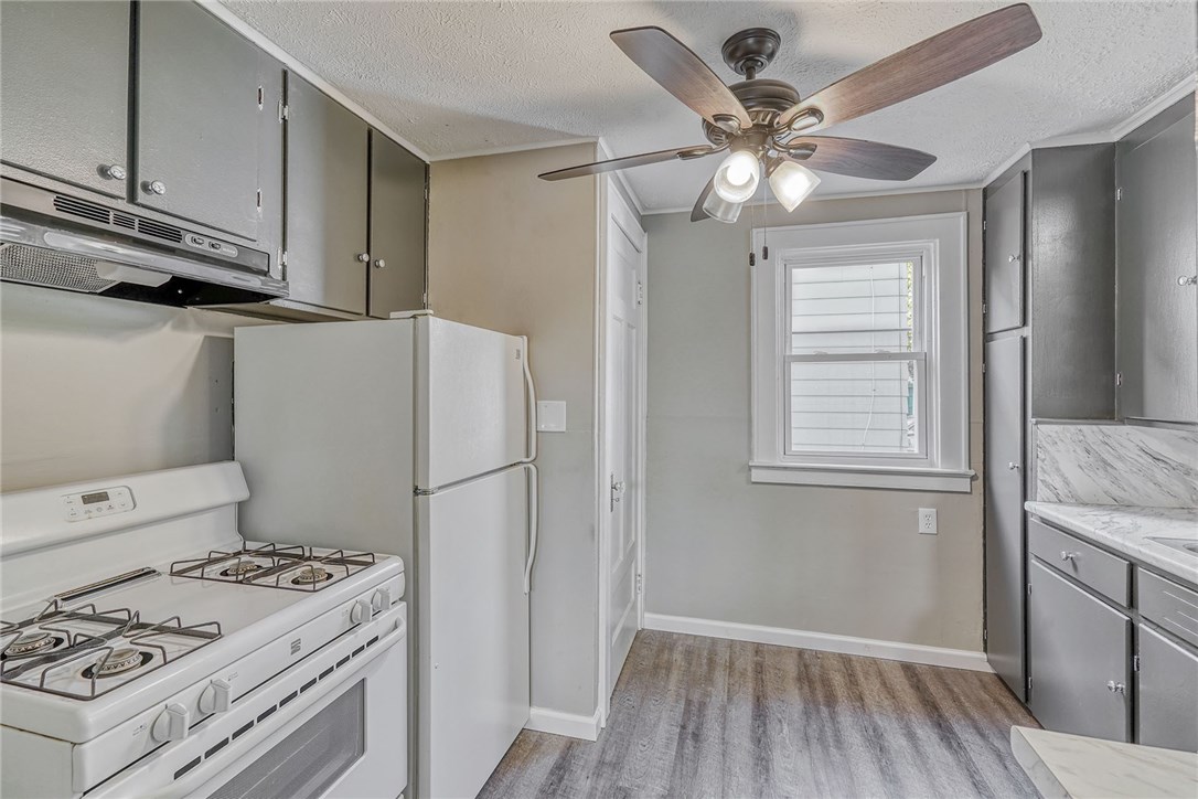 37 Chili Terrace Rochester, NY 14619 - Photo 11 of 27