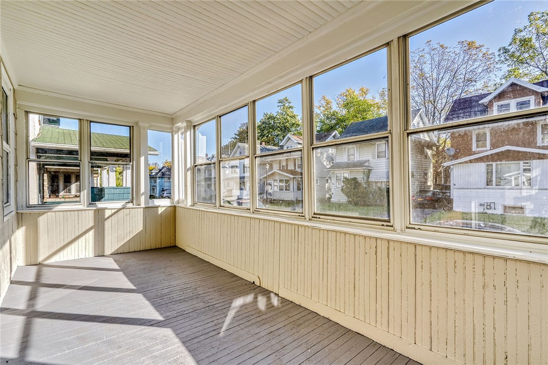 37 Chili Terrace Rochester, NY 14619 - Photo 2 of 27