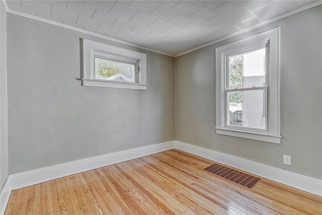 37 Chili Terrace Rochester, NY 14619 - Photo 7 of 27