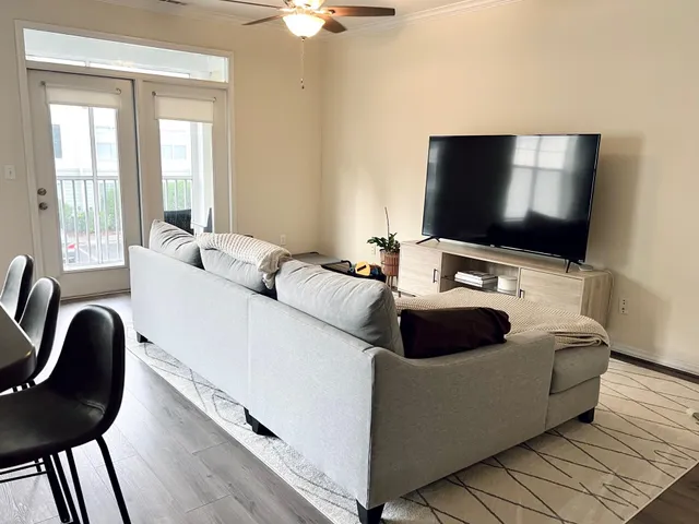 $2,950 | 130 River Landing Drive, Unit 4202, Daniel Island, SC 29492