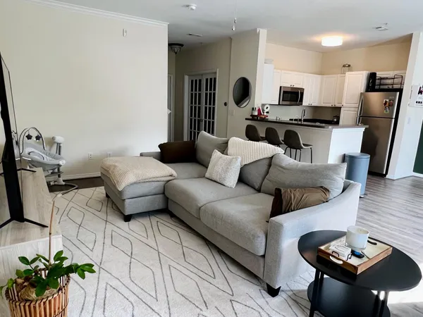 $2,950 | 130 River Landing Drive, Unit 4202, Daniel Island, SC 29492