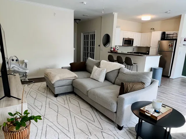 $2,950 | 130 River Landing Drive, Unit 4202, Daniel Island, SC 29492