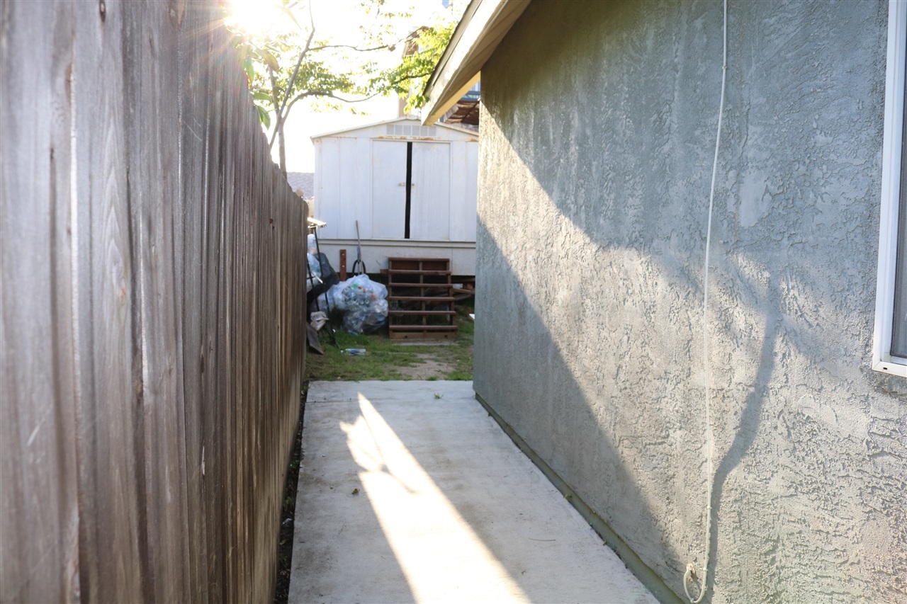 908 Banock Street Spring Valley, CA 91977 - Photo 17 of 19 Gallery Image 17
