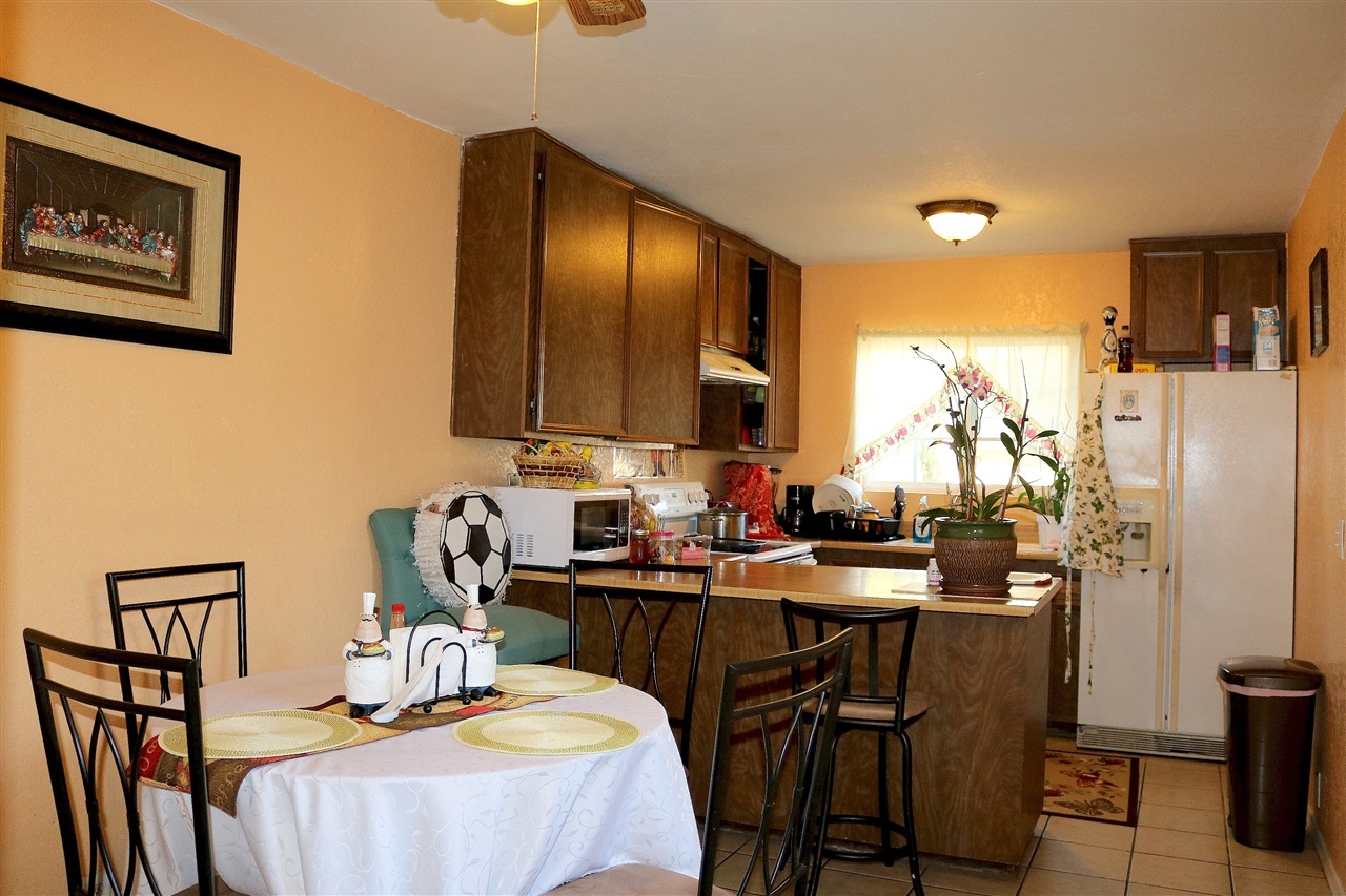 908 Banock Street Spring Valley, CA 91977 - Photo 3 of 19 Gallery Image 3