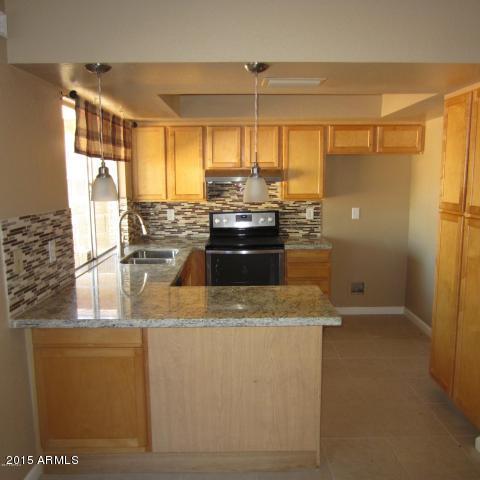 1726 East Apollo Road Phoenix, AZ 85042 - Photo 2 of 18 Kitchen1