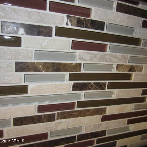 1726 East Apollo Road Phoenix, AZ 85042 - Photo 7 of 18 Kitchen4