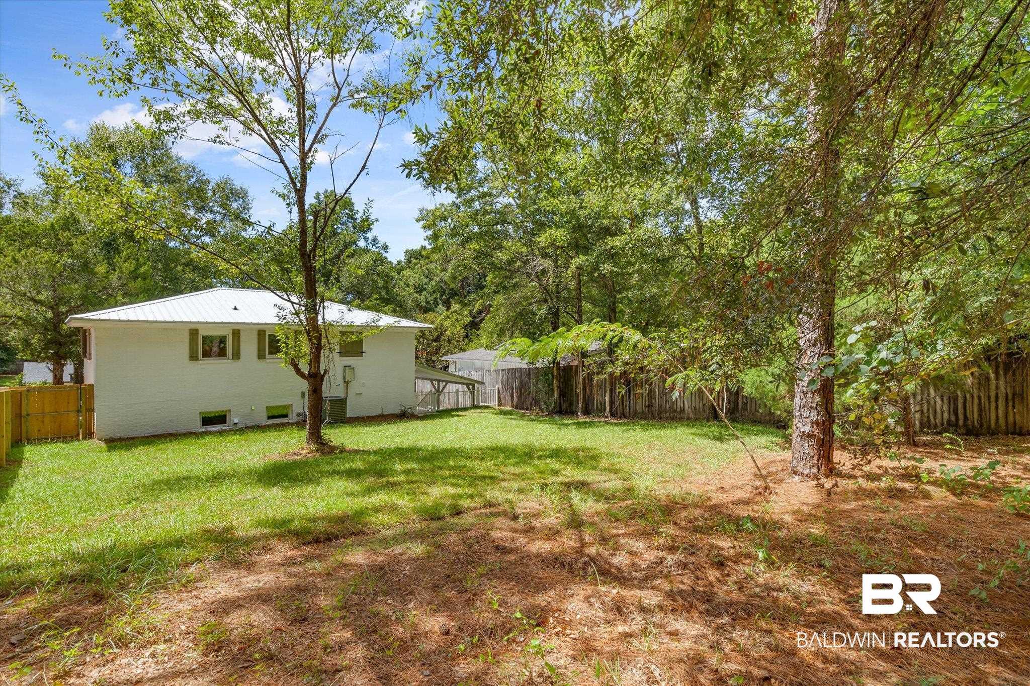 407 Barclay Avenue Fairhope, AL 36532 - Photo 7 of 29