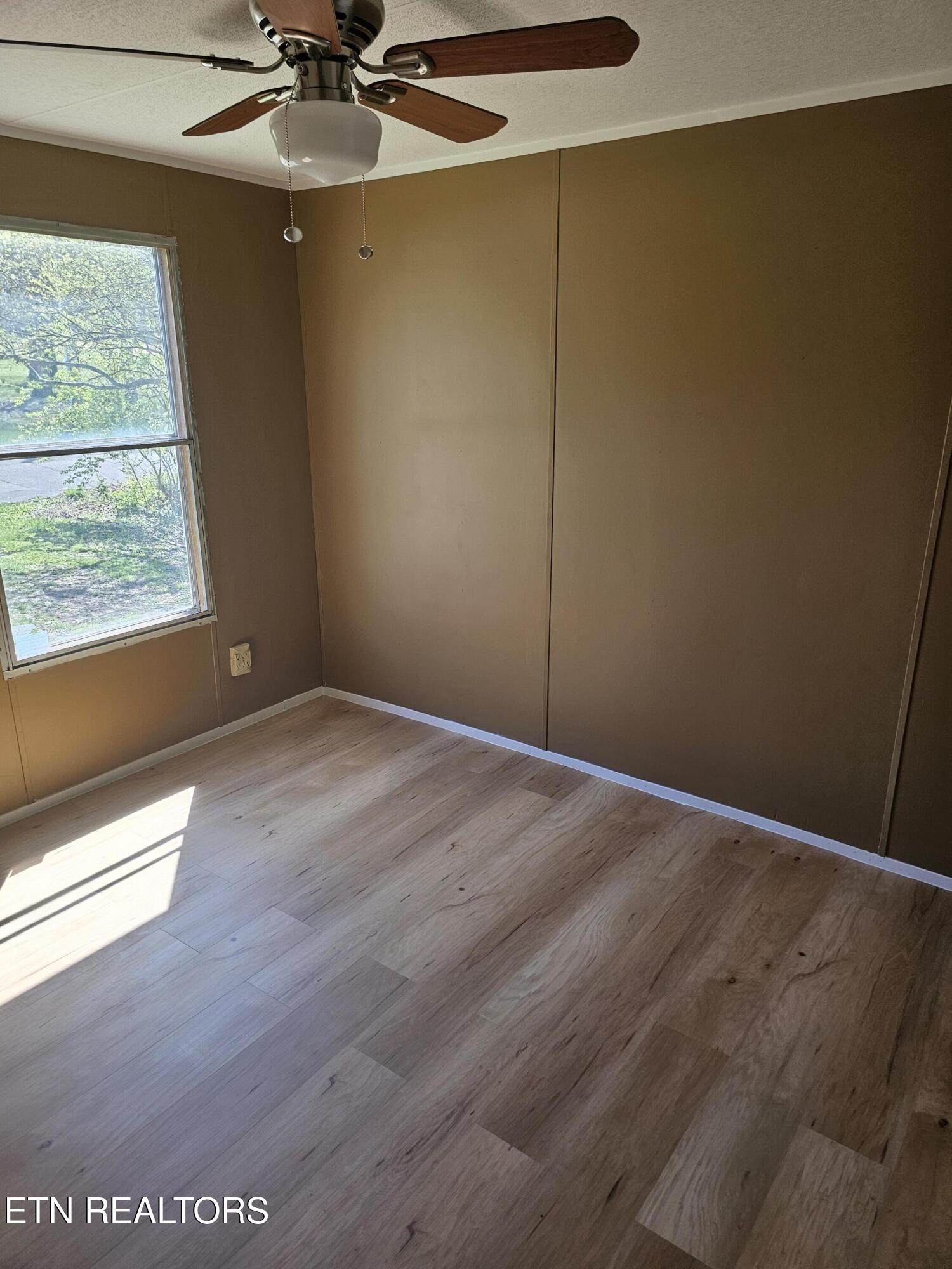 25 Pangle Street Englewood, TN 37329 - Photo 5 of 9 20250325_141441