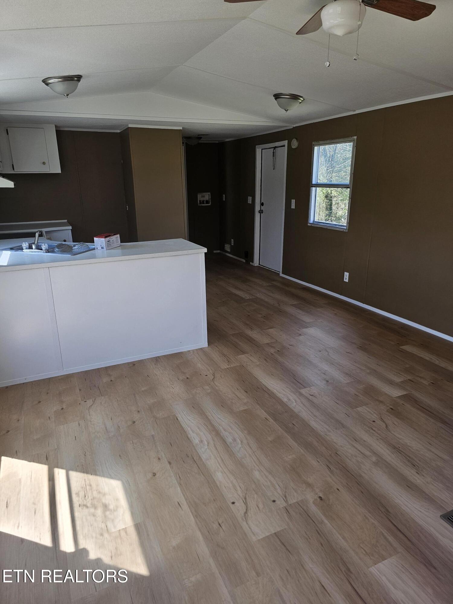 25 Pangle Street Englewood, TN 37329 - Photo 7 of 9 20250325_141544