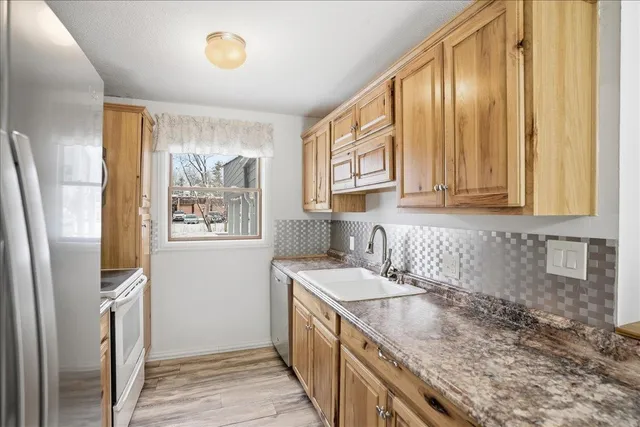 $310,000 | 8 Timber Lane, Unit 16, South Burlington, VT 05403