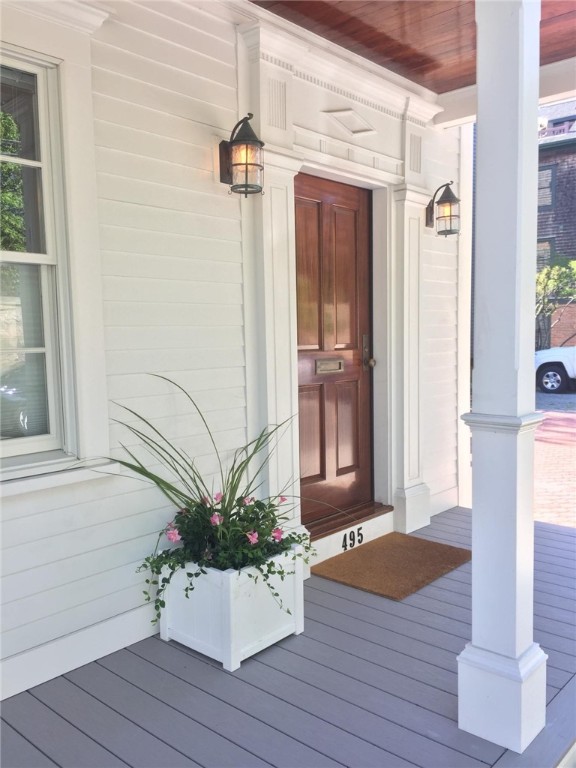 495 Spring Street Newport, RI 02840 - Photo 3 of 44