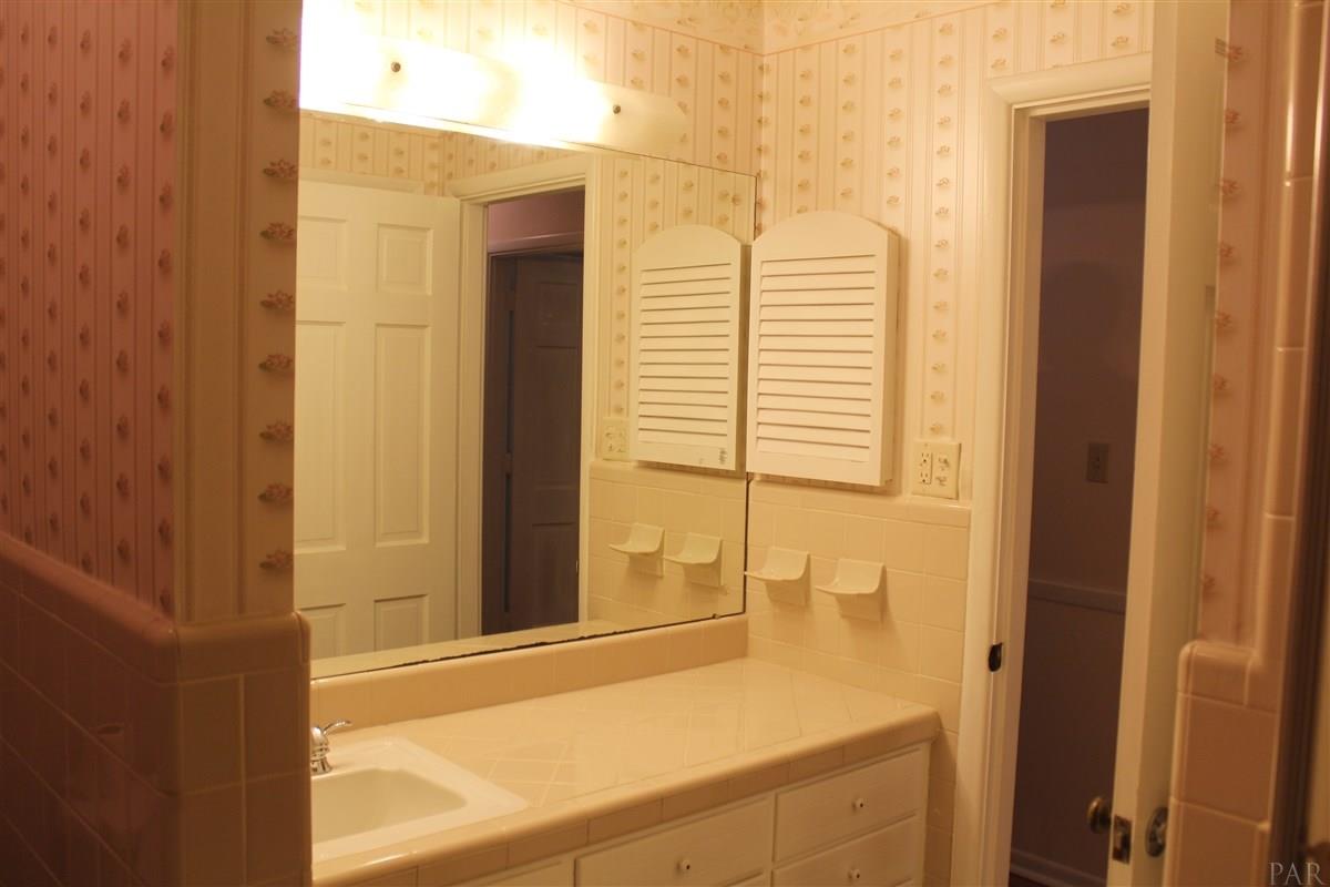 4085 Aiken Road Pensacola, FL 32503 - Photo 11 of 15 Gallery Image 11