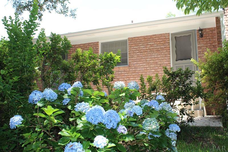 4085 Aiken Road Pensacola, FL 32503 - Photo 6 of 15 Gallery Image 6