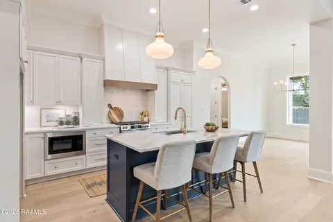 $482,000 | 102 Sanctuary Lane, Lafayette, LA 70503
