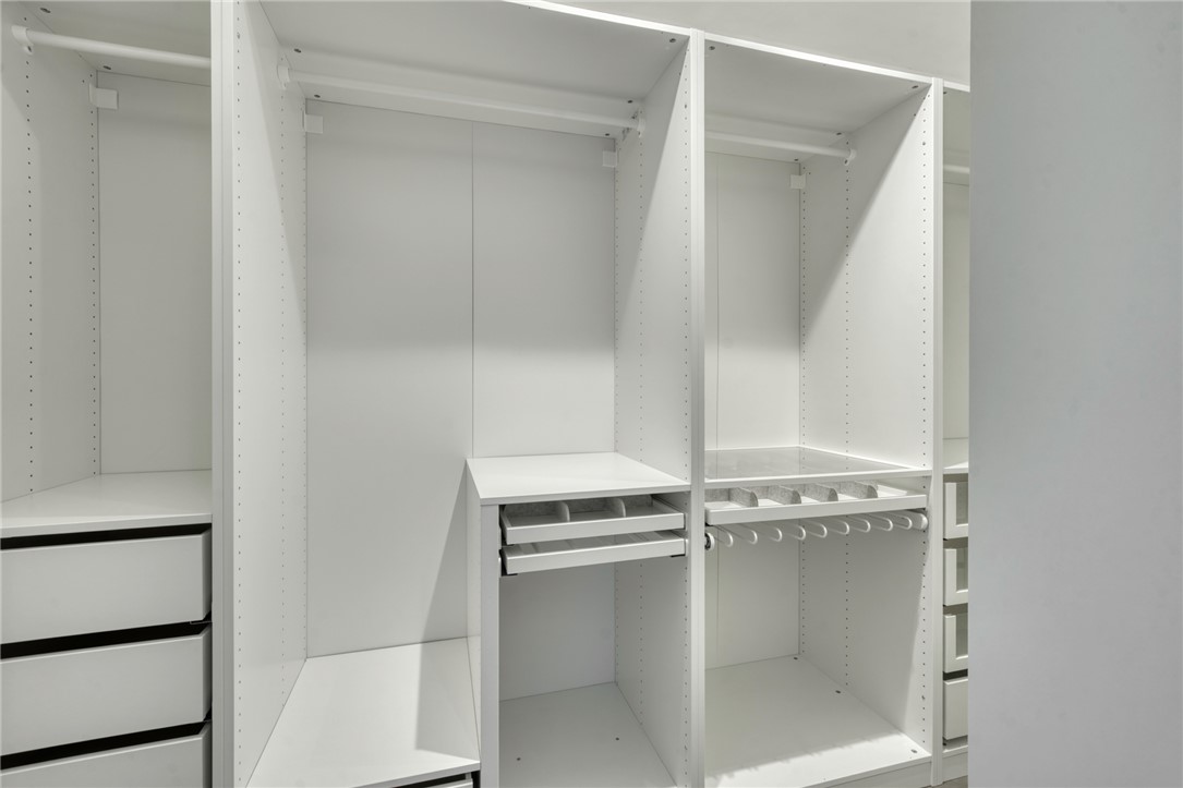 1513 Wolf Run College Station, TX 77840 - Photo 19 of 33 View of spacious closet