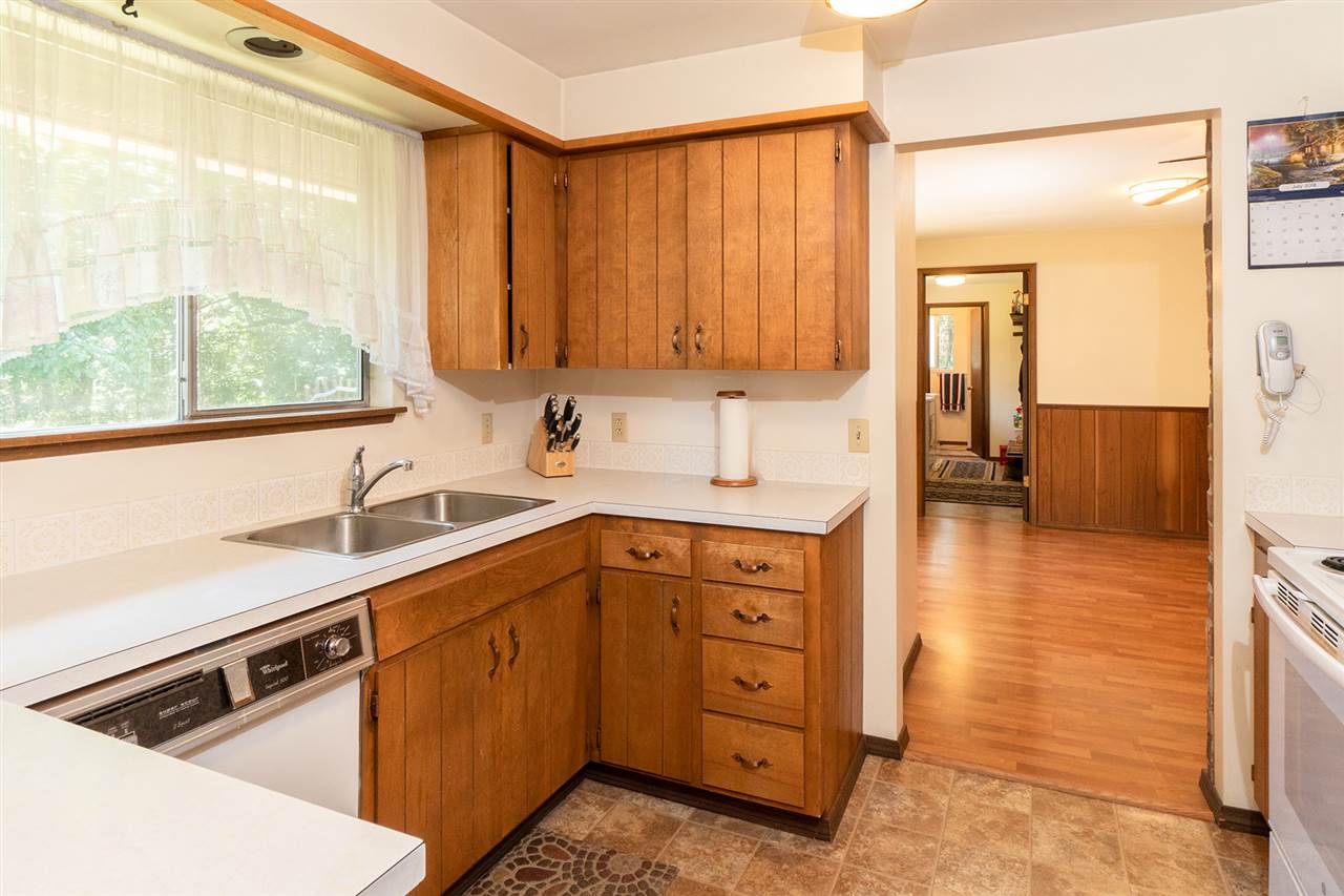4724 B Price Road Clayton, WA 99110 - Photo 4 of 20