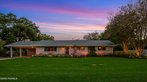 $345,000 | 208 Robert Drive, Lafayette, LA 70506