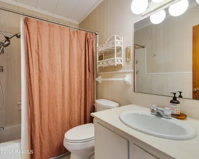 $345,000 | 208 Robert Drive, Lafayette, LA 70506