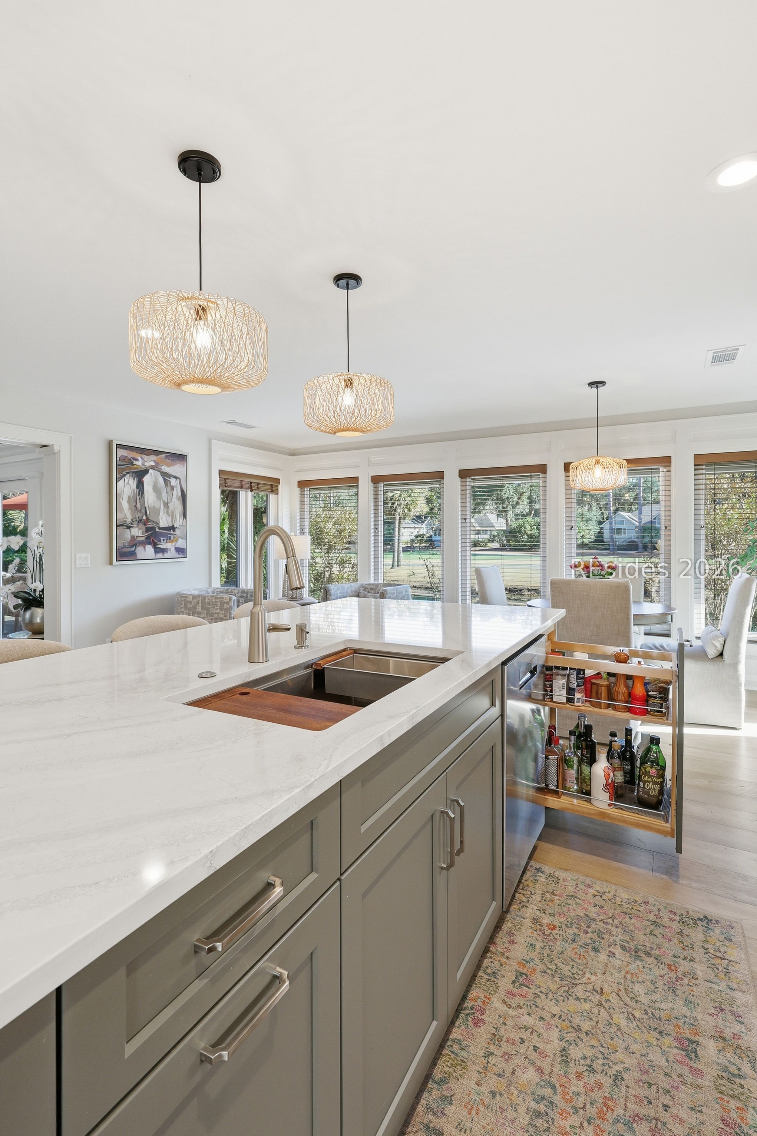 28 Pine Island Road Hilton Head Island, SC 29928 - Photo 20 of 84 SUNLIT BREAKFAST NOOK